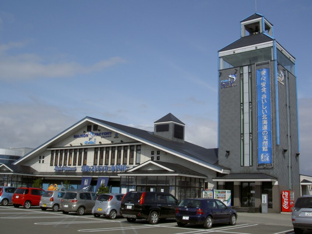 石狩厚田の桜並木とロイズ工場見学・石狩番屋の湯