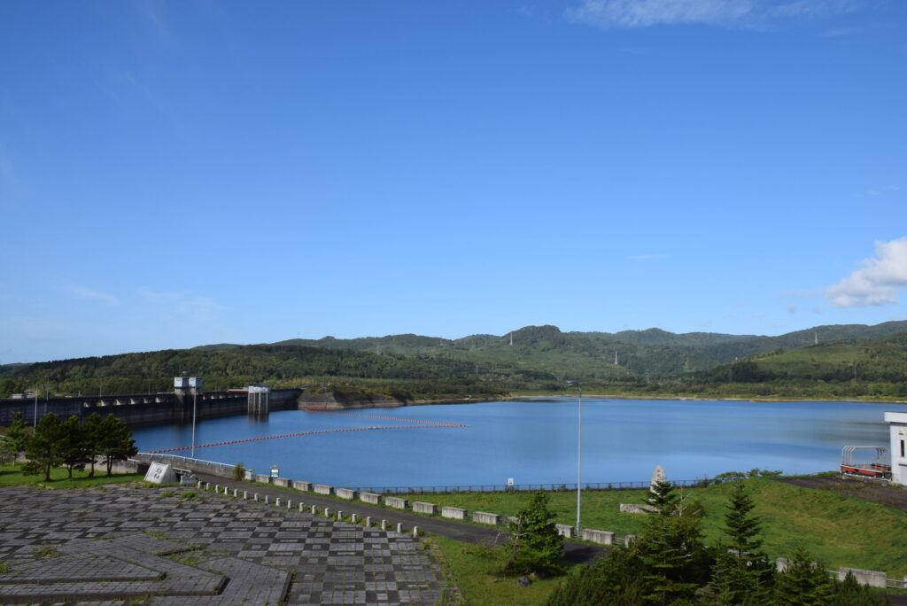 北海道開発局「インフラツーリズムほっかいどう」美利河ダム見学＆世界文化遺産縄文遺跡群（伊達・北黄金貝塚、洞爺湖・入江高砂貝塚館）と室蘭白鳥大橋夜景見学