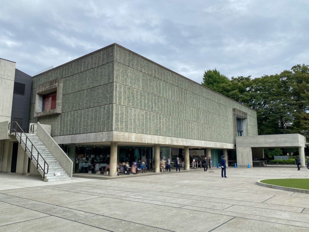 スカイマークで行く　　東京・じっくり美術館めぐり＜話題のデジタルテクノロジーによるアート・現代美術・西洋美術＞