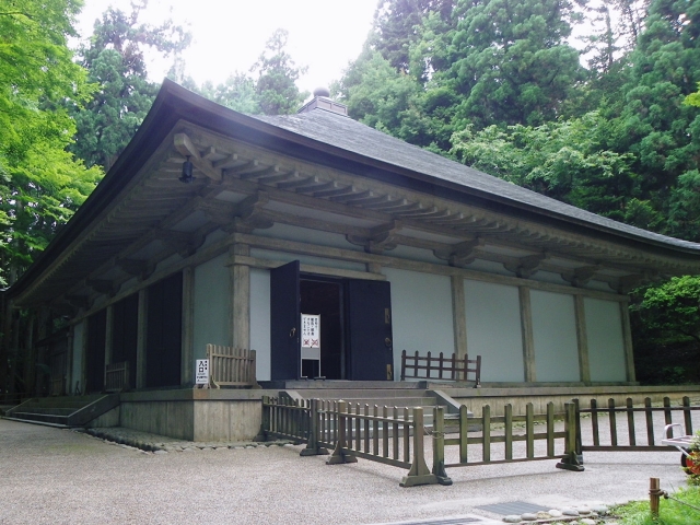 太平洋フェリーで行く東北桜の名所　北上展勝地と中尊寺・厳美渓